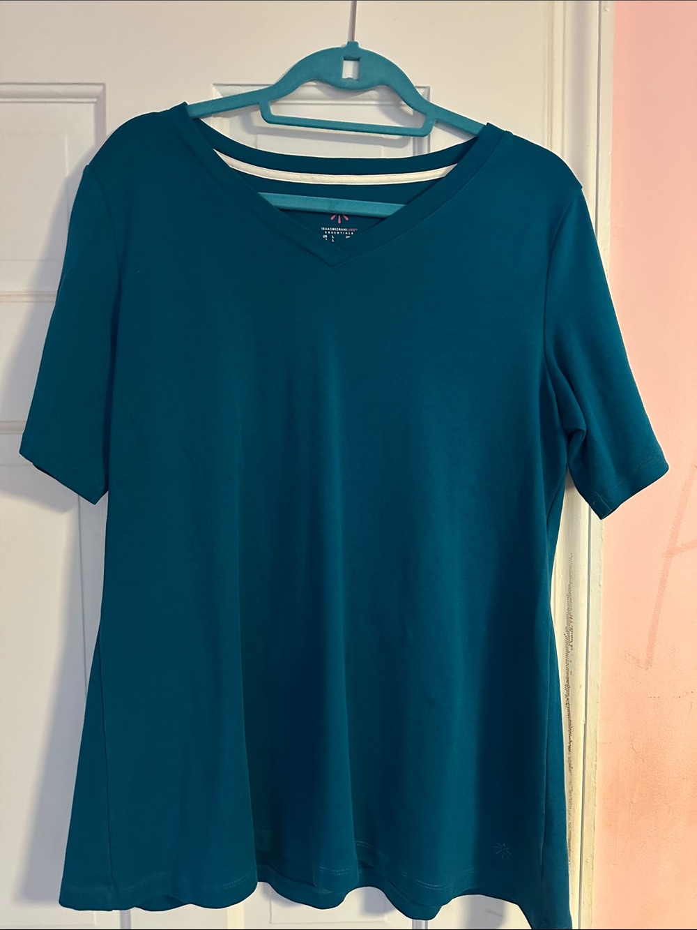 Isaac Mizrahi Teal V-Neck Short Sleeve Top